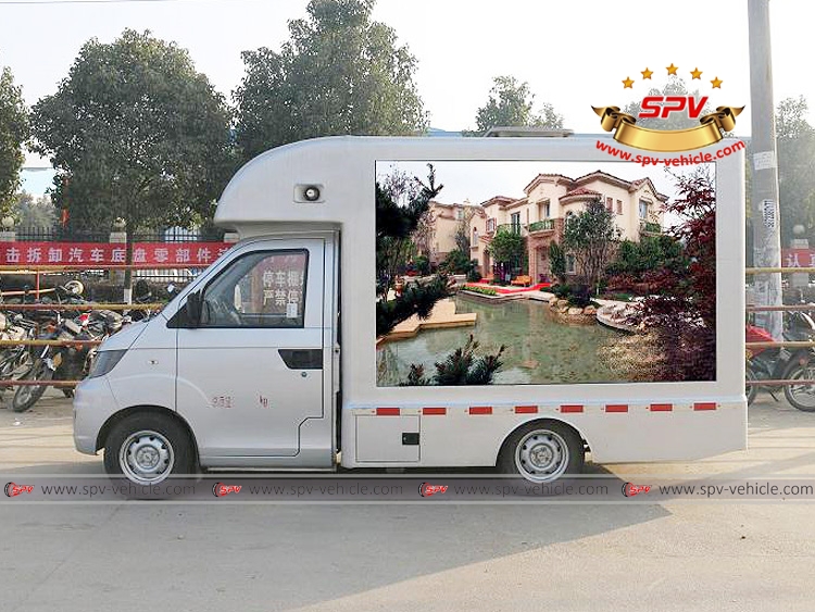 LED Advertising Truck Karry-LS. LED Advertising Truck Karry-LS